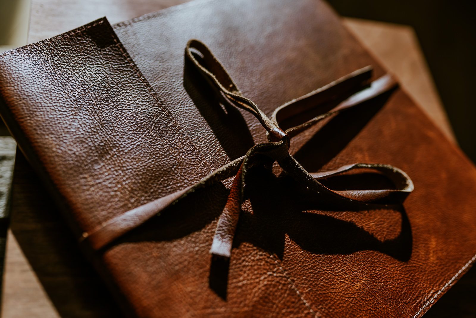 livre photo cuir luxe