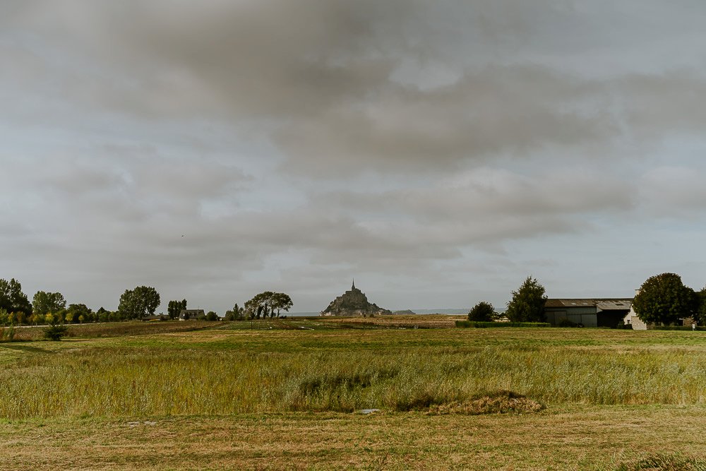 photographe-elopement-mont-saint-michel-normandie_0001.jpg