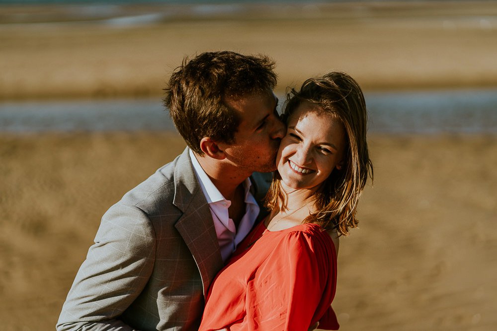 seance-photo-couple-rock-plage-normandie_0069.jpg