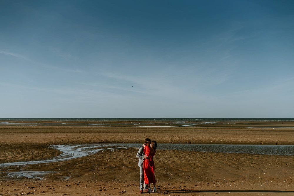 seance-photo-couple-rock-plage-normandie_0072.jpg