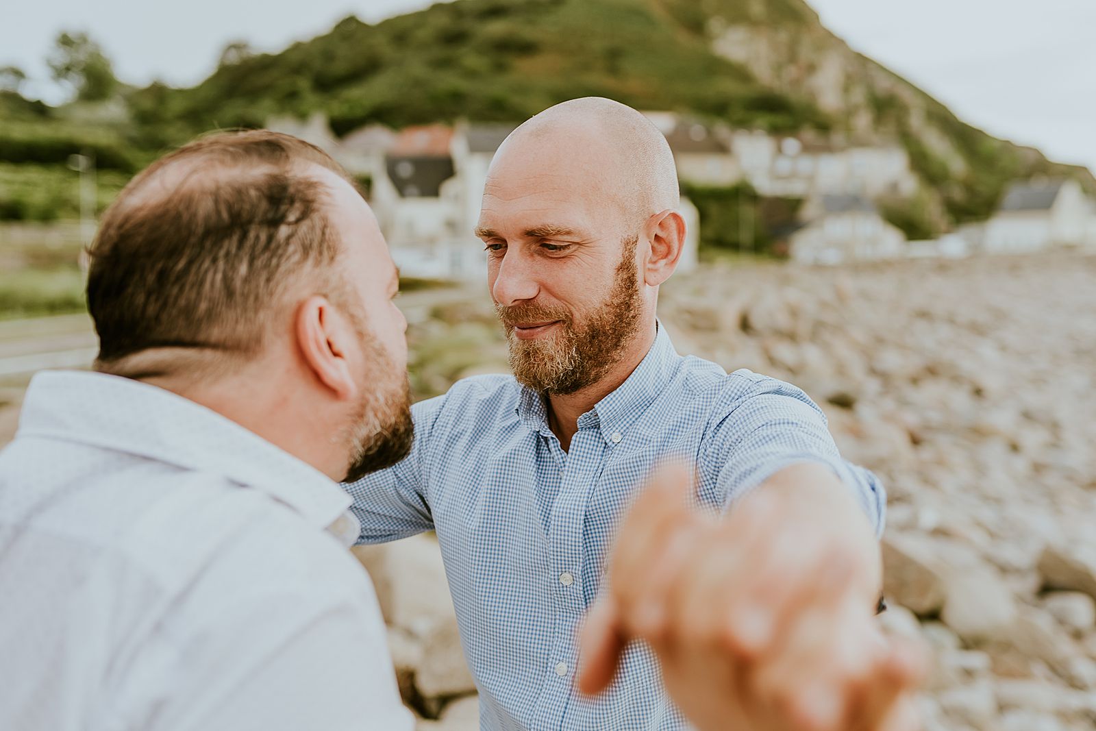 seance-photo-amoureux-gay-falaises-dielette-manche_0098.jpg