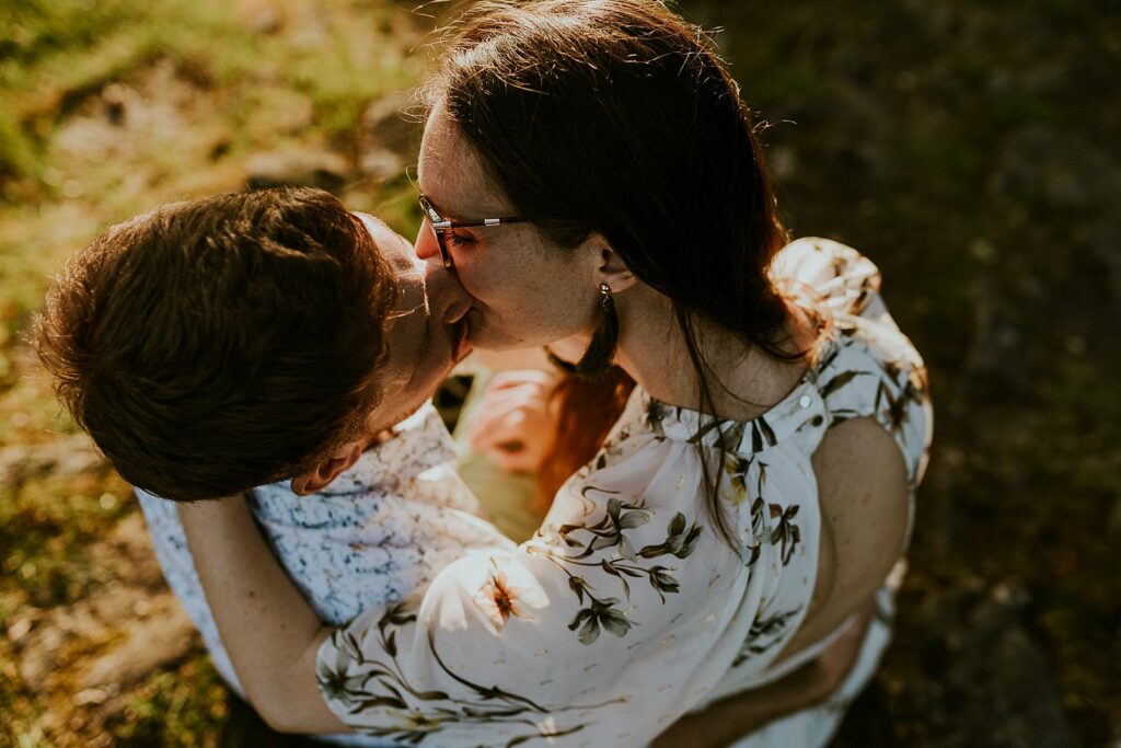 un baiser fougueux