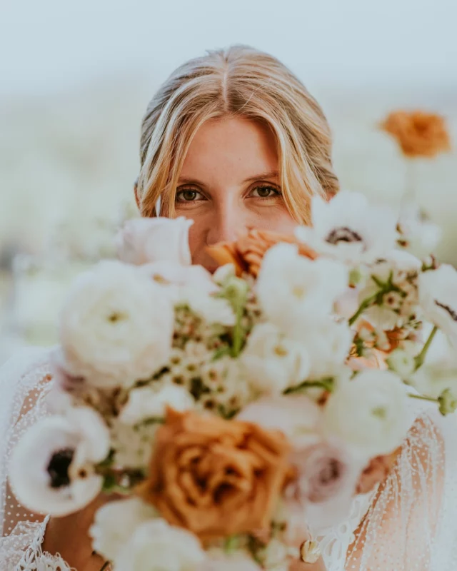 SHOOTING INSPIRATION MARIAGE

Voici la première partie des images de ce chouette shooting d’inspi Mariage réalisé en février grâce à Oriane @loreventcherbourg !

Imaginé avec passion,  entouré de talents d’exception ! 
Merci à chacun d’avoir donné vie à cette vision, ensemble nous avons créé une véritable parenthèse de douceur et de poésie.

@loreventcherbourg 
@emmanuelledemaistrephoto 
@charlotte_debeausse 
@labelledeonzeheures 
@homemadeforlove 
@tout_en_loc 
@smile_inabox_ophelia 
@penseedepapier 
@aatelier.de.julie 
@boulangerielamadeleine 
@kassiopeia_bijoux 
@ker_bijoux.homme 
@marie_martin_maquilleusepro 
@lescoiffuresdanais 
@marazaccessoires 
@elleaditouicaen 
@masculinboutique 
@beautifulday.cherbourg 
@lesgitesduharasdury 
@lj_oph 
@tortuga_radiata 
@clementineruello 
@elykiagardet 
@dylanformentinoff 
@pierrickmenager 

#shootinginspiration #futuremariee2025 #futuremariee2026 #mariage2025 #mariage2026 #wedding2025 ##wedding2026 #photographemariage #photographemariagenormandie #normandie #normandy #caen #manche #calvados #orne #photographedemariage